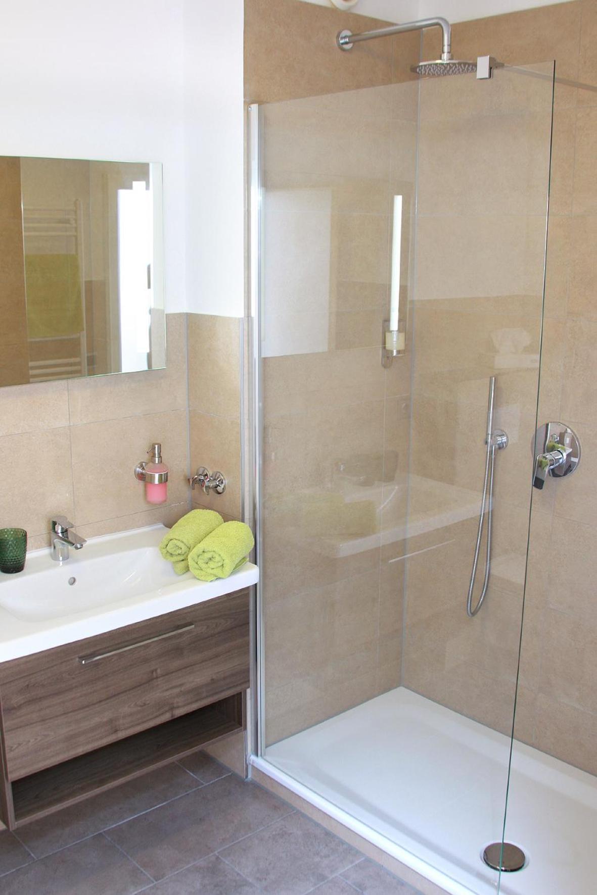 Hotel Quellenhof 3*