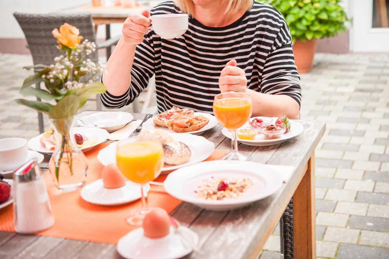 Hotel Quellenhof 3*