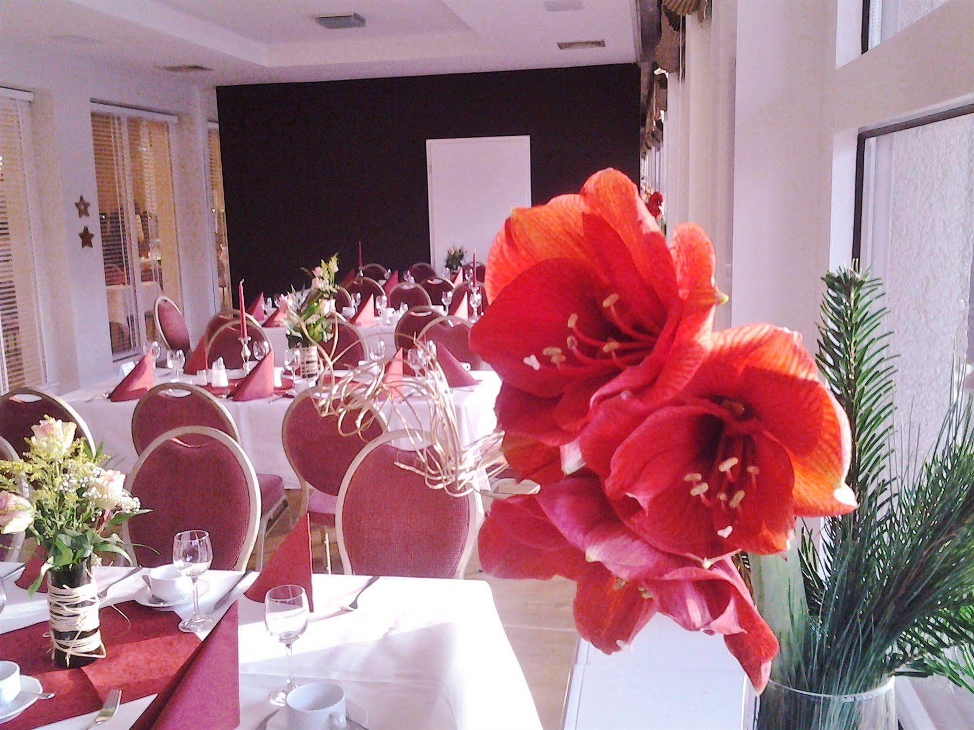 Hotel Quellenhof 3*